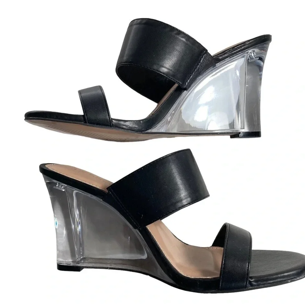 BCBGeneration Women's Walina Wedge Sandal in Black. Sz: 10